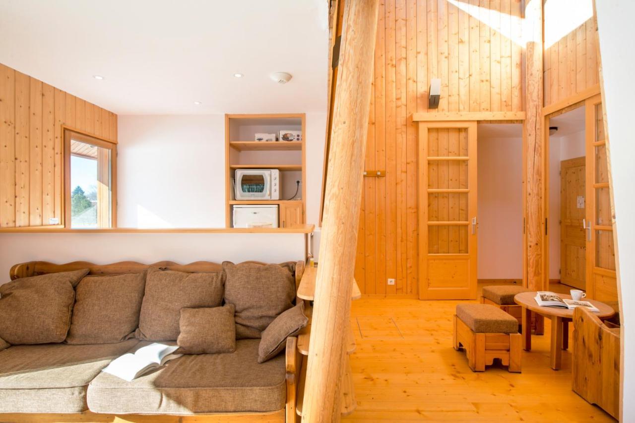 Loges Du Jura Villa Cerniebaud Buitenkant foto